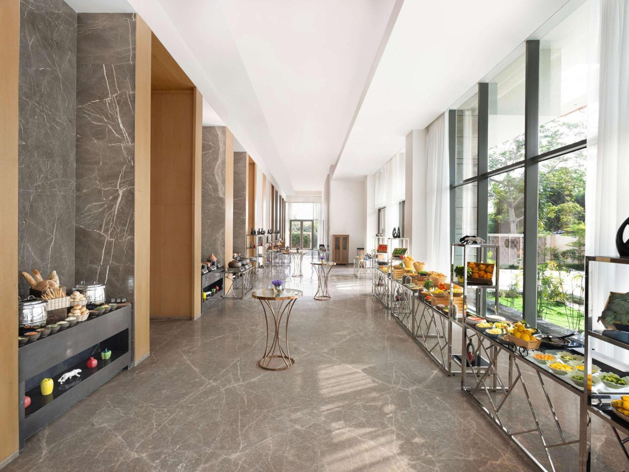 Novotel New Delhi City Centre 外观 照片